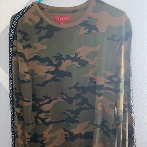 Guess camouflage long sleeve shirt size